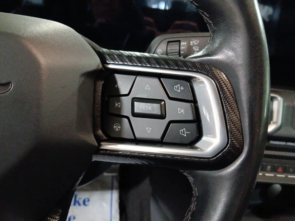 Used 2025 Iconic Silver Metallic Ford EcoBoost Premium image 17