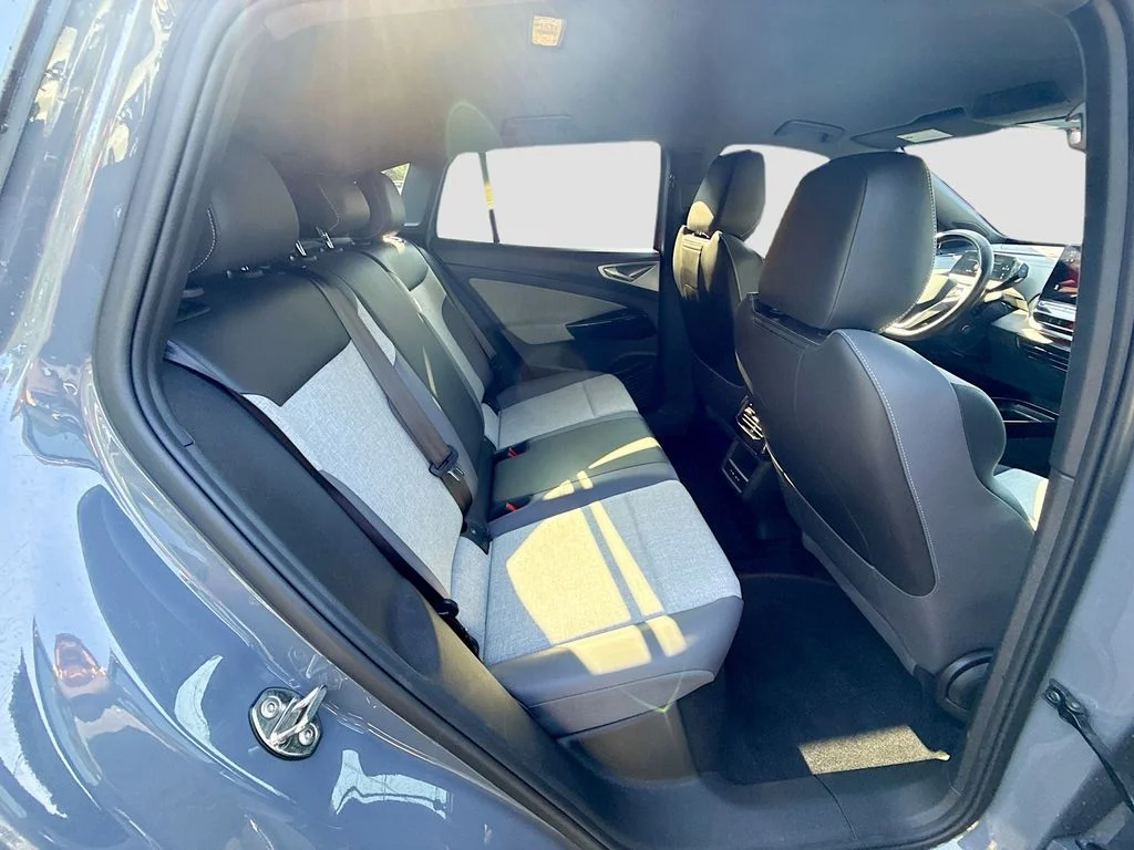 Used 2023 Pure Gray Volkswagen Pro image 27