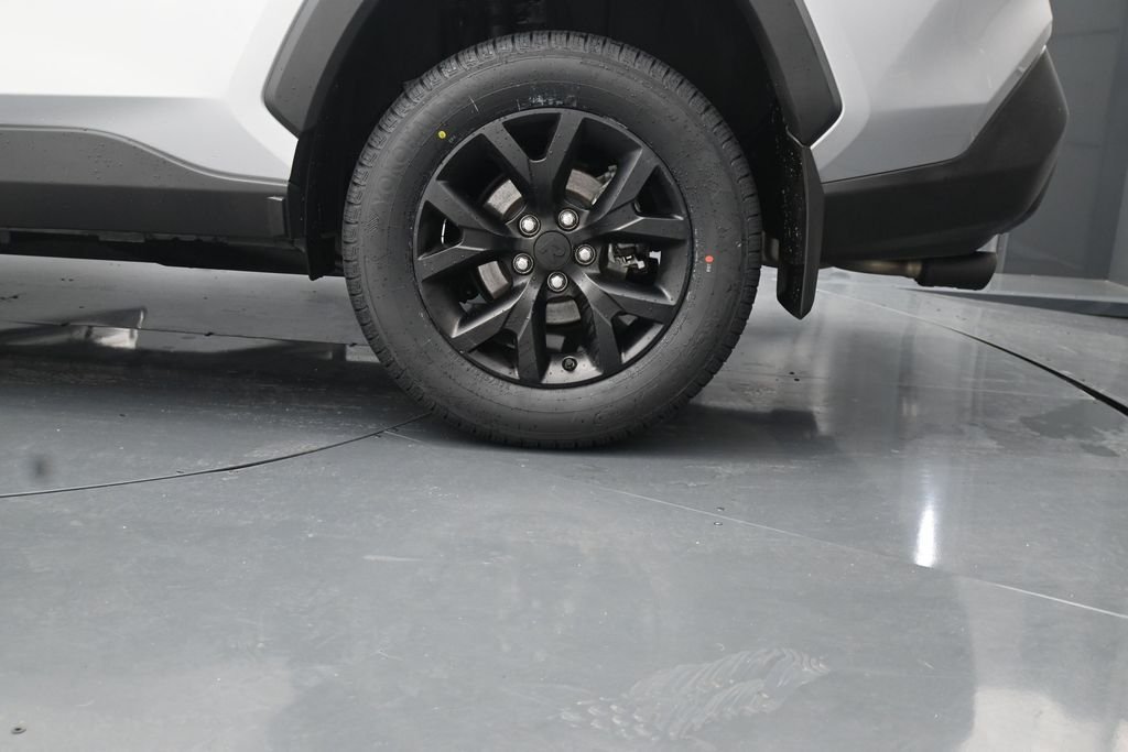 Used 2022 Silver Toyota LE image 14