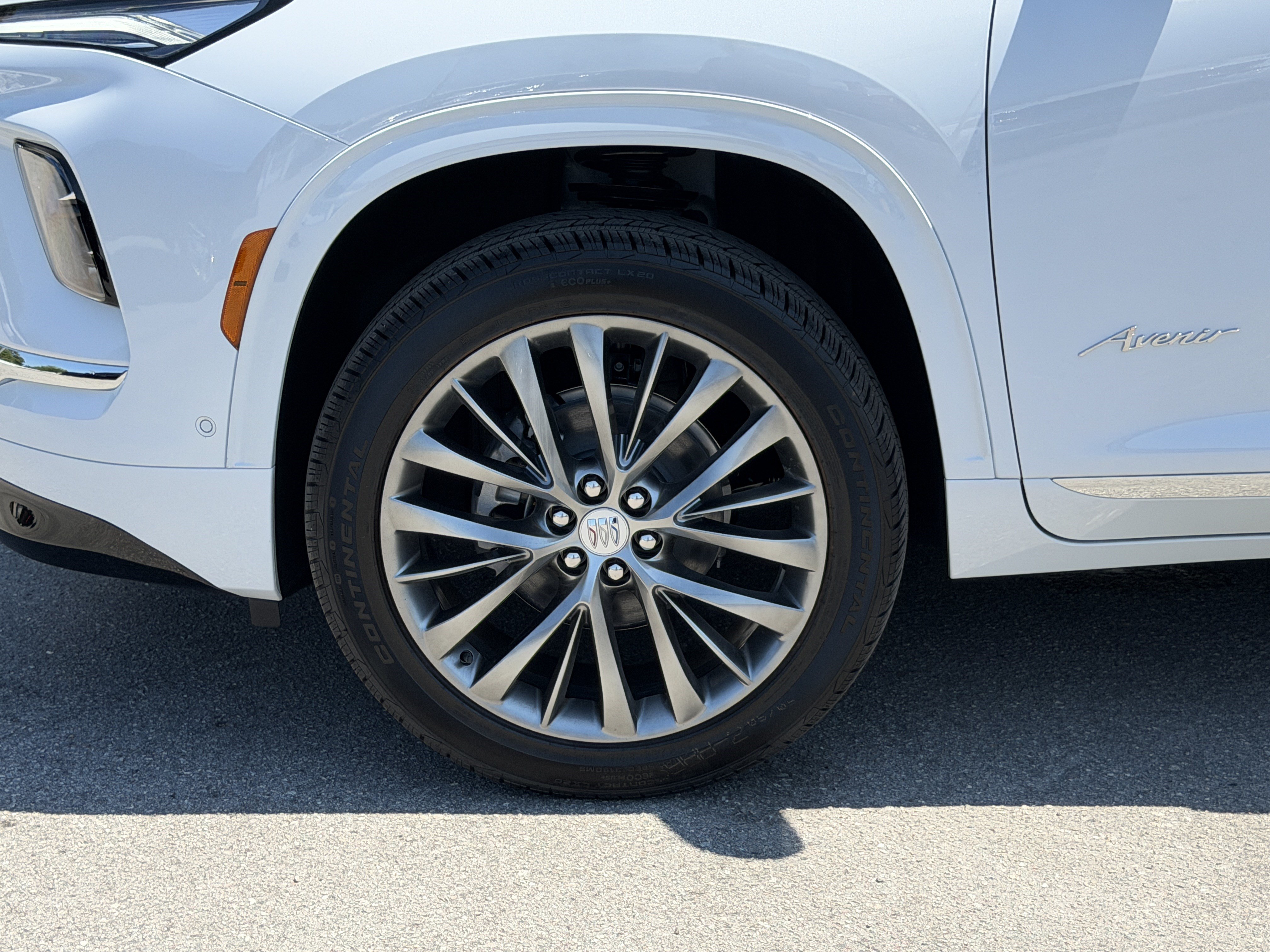 2026 Buick Enclave Avenir - Photo 11