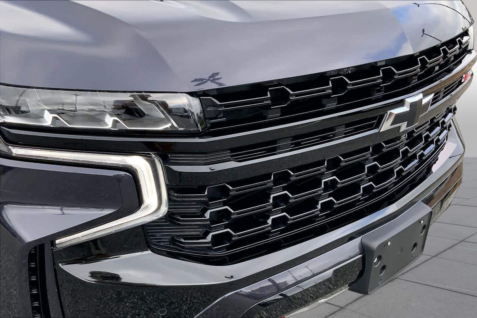 Used 2024 Dark Ash Metallic Chevrolet Z71 image 28