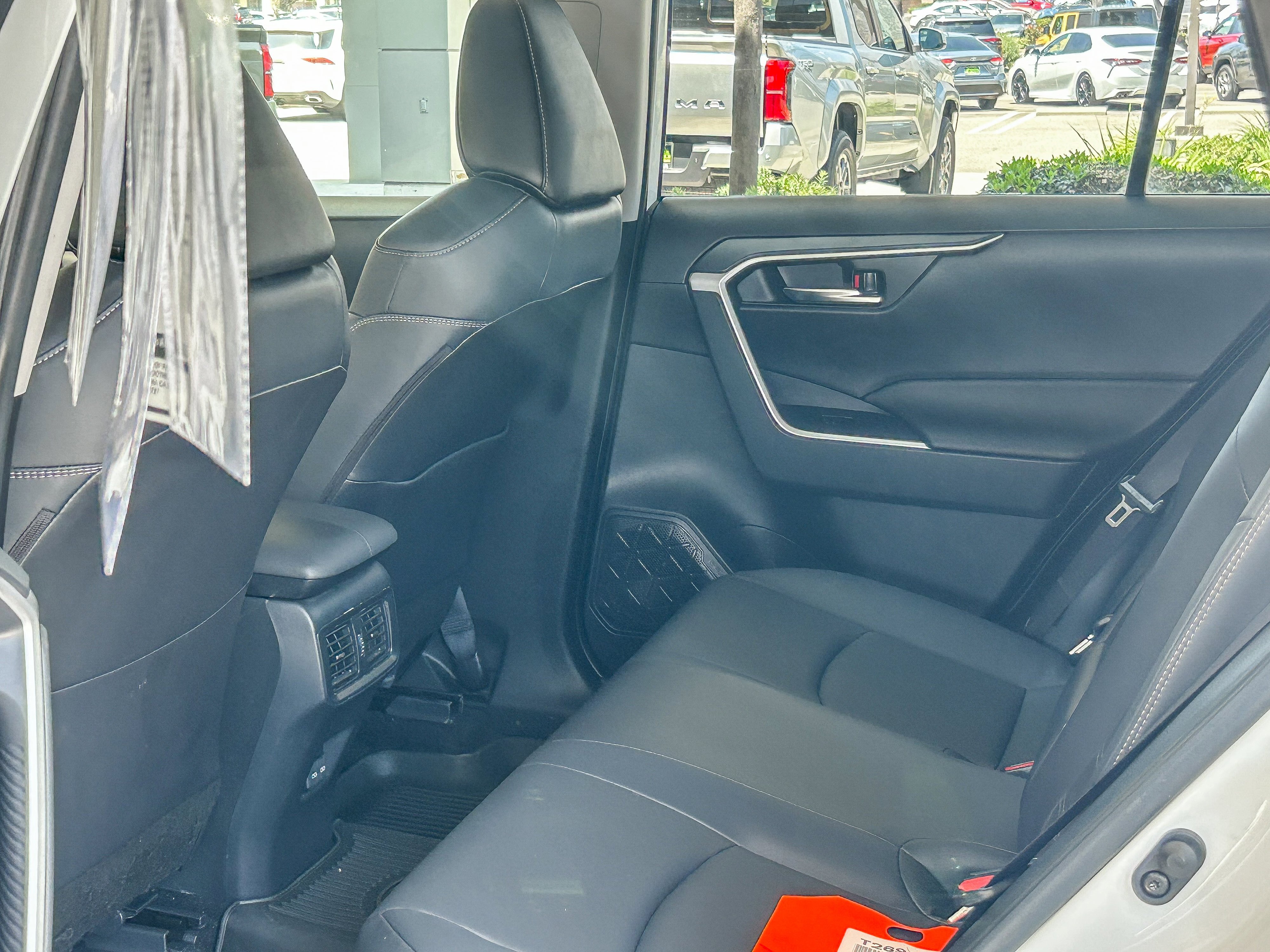 Used 2025 WIND CHILL PEARL TOYOTA TRUCK XLE PREMIUM image 18