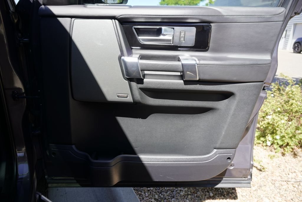 Used 2016 Gray Land Rover HSE image 21