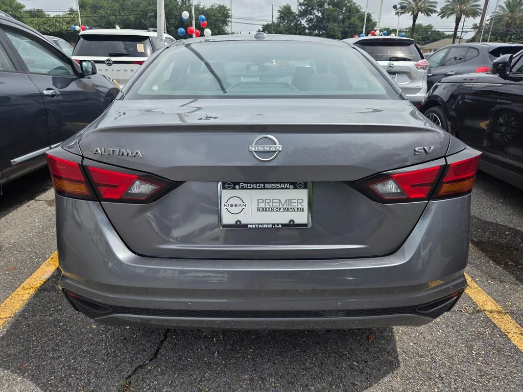 Certified Used 2024 Gray Nissan 2.5 SV image 4