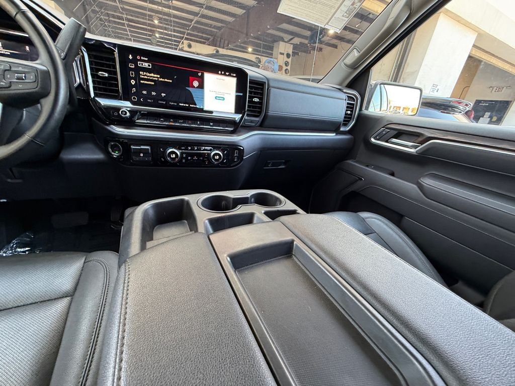 Used 2025 Silver GMC SLT image 15