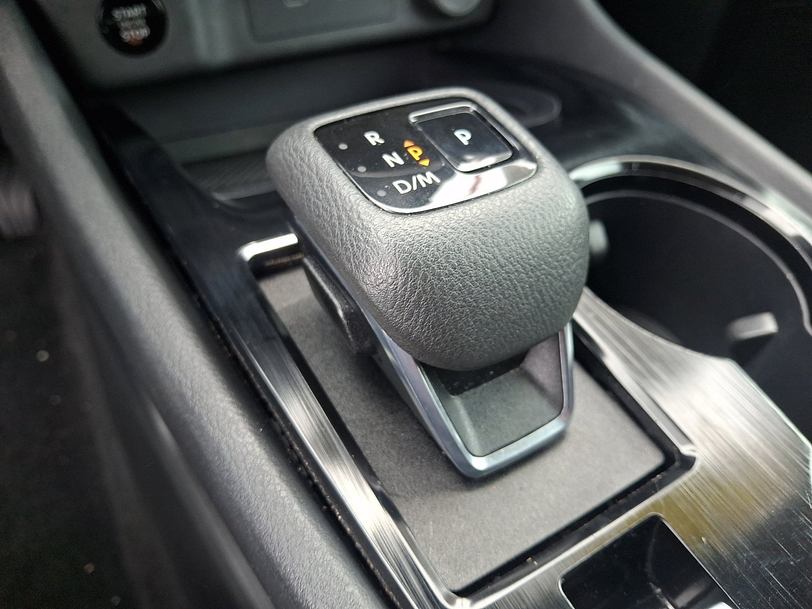 Used 2024 Glacier White Nissan S image 14