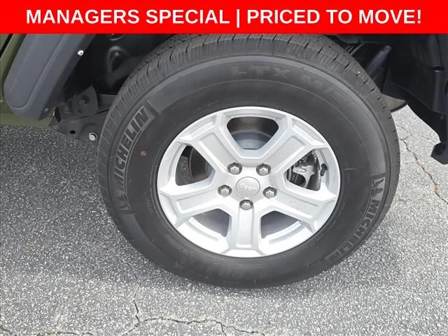 Used 2022 Green Jeep Unlimited Sport S image 30