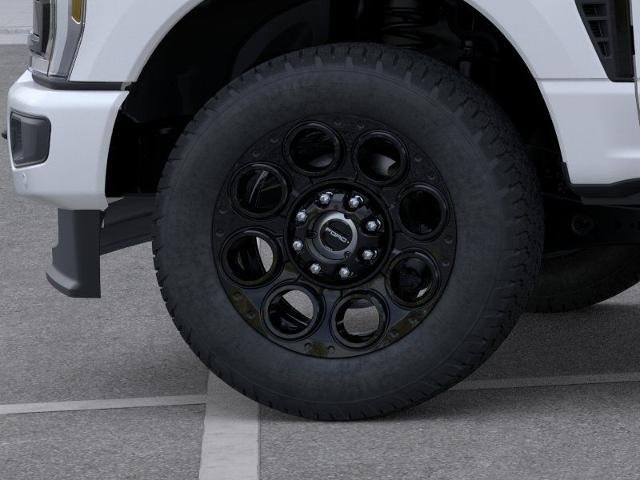 New 2026 Star White Metallic Tri-Coat Ford F-250® Lariat® image 41