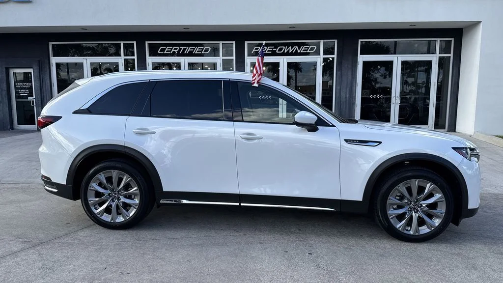 2025 Mazda CX-90 Premium Plus Package - Photo 5