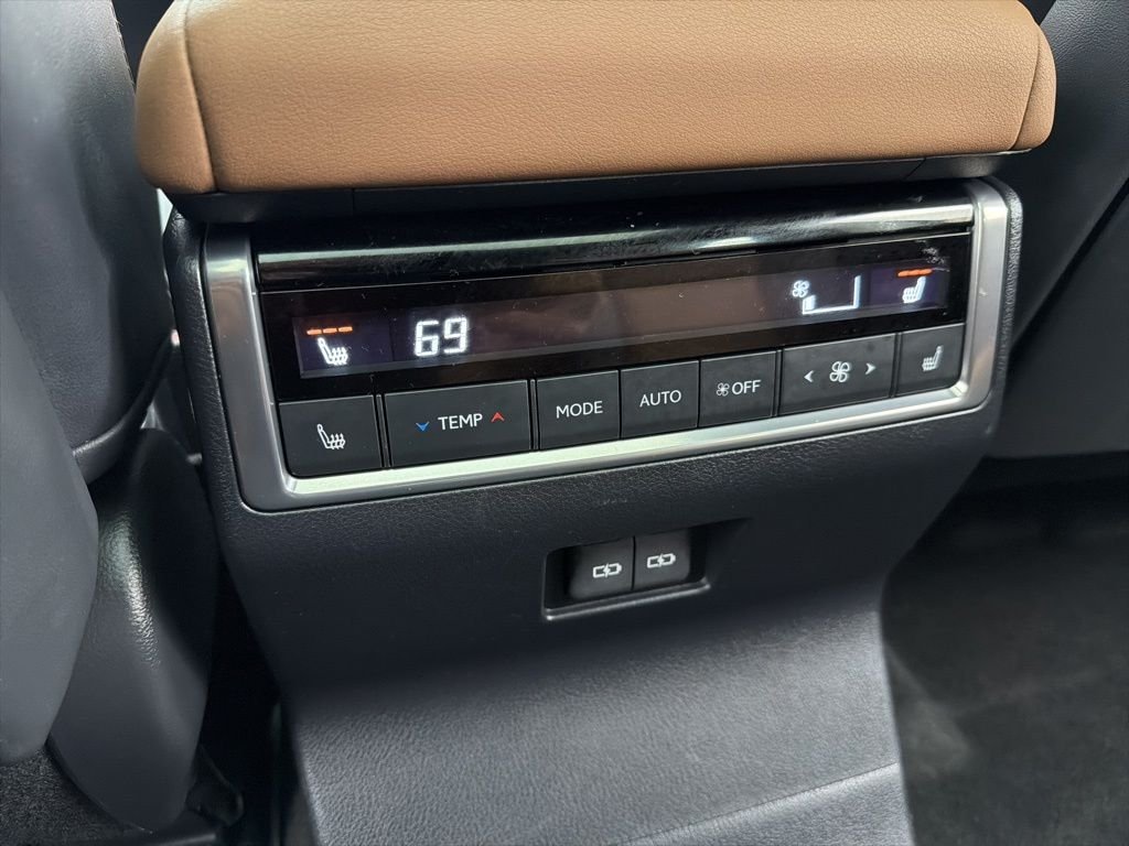 Used 2024 Gray Lexus 550 Luxury+ image 9