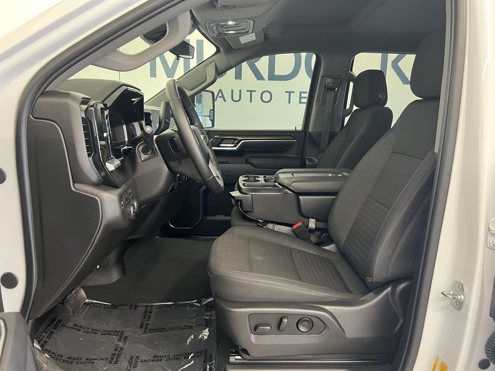 2025 Chevrolet Silverado 2500HD LT - Photo 13