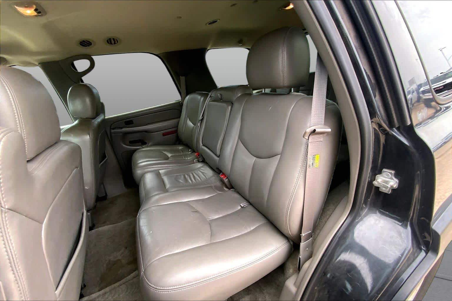 Used 2005 Dark Gray Metallic Chevrolet LT image 18