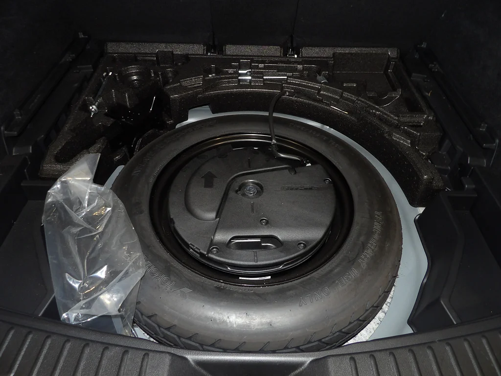 Certified Used 2024 Polymetal Gray Metallic Mazda 2.5 S Carbon Edition image 19