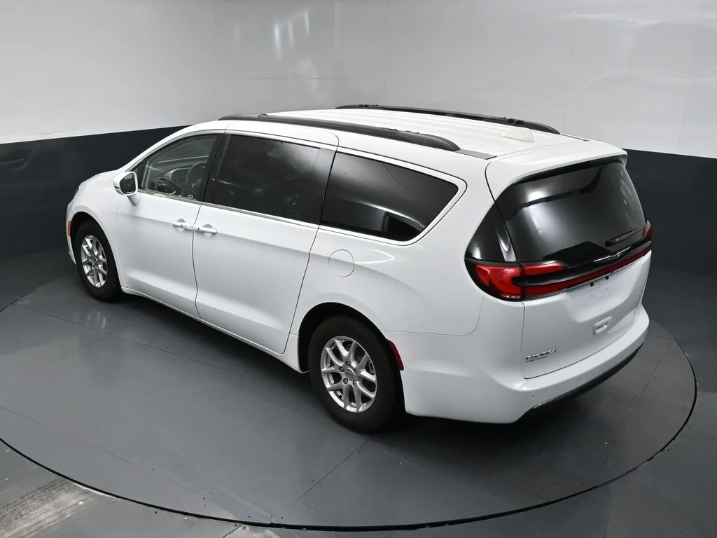 Used 2022 White Chrysler Touring L image 35