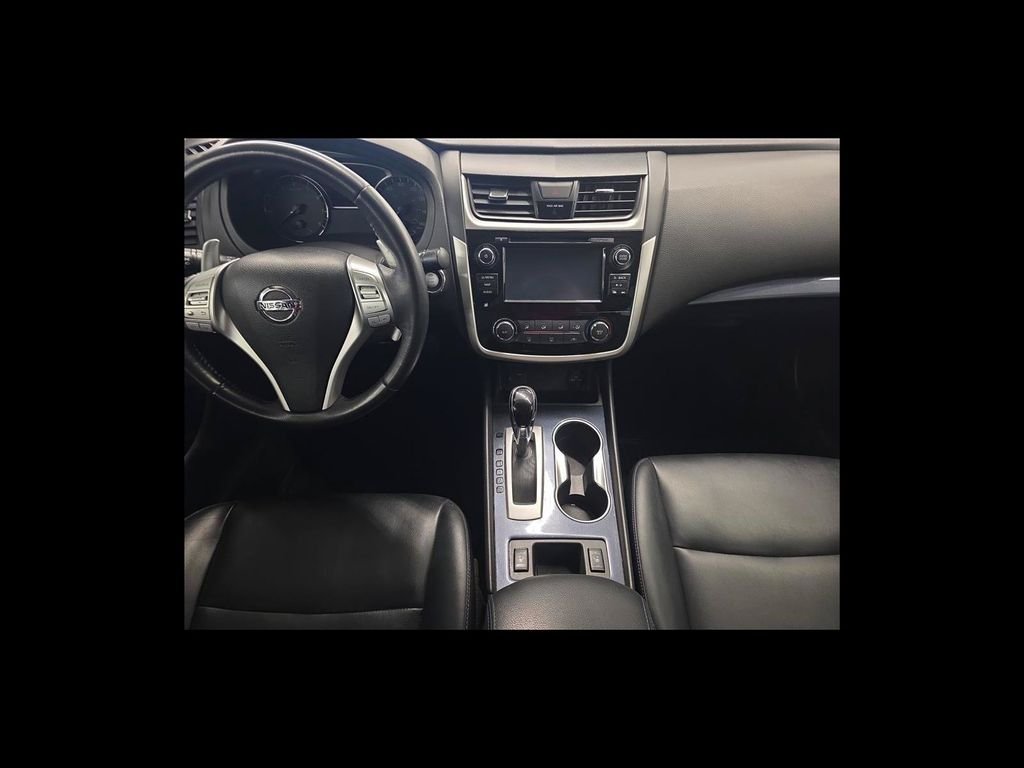 Used 2018 Gray Nissan 2.5 SR image 16