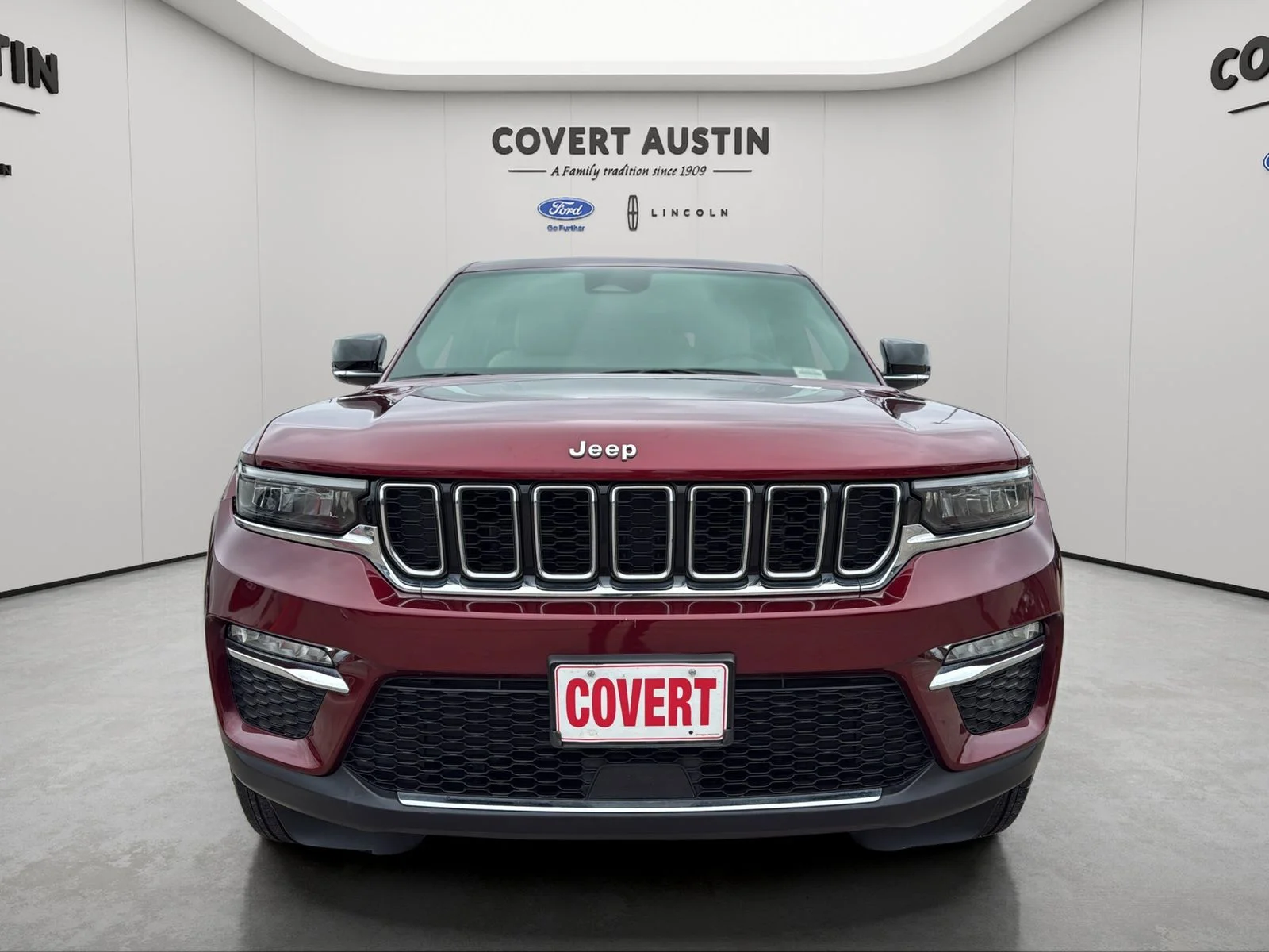 Used 2023 Red Jeep Limited image 8