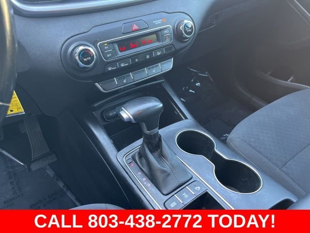 Used 2020 Silver Kia LX image 24