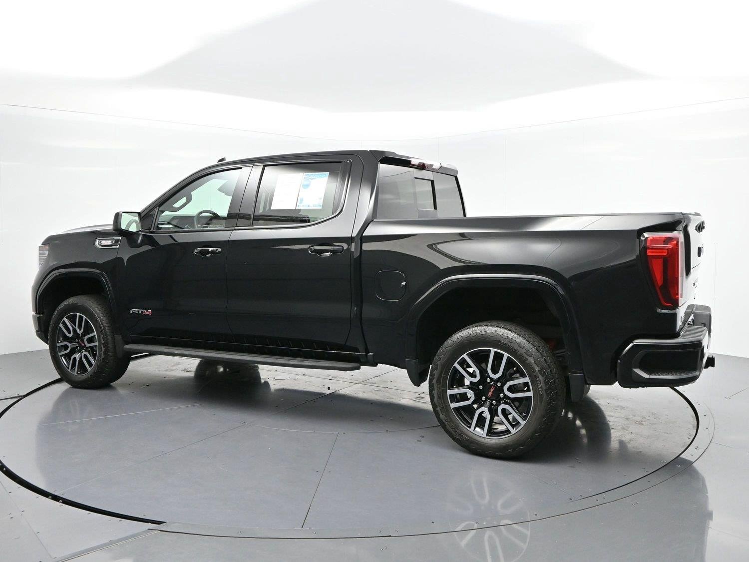 Used 2026 Onyx Black GMC AT4 image 5