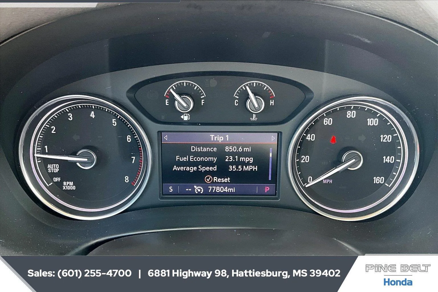 Used 2021 White Frost Tricoat Buick Essence image 14