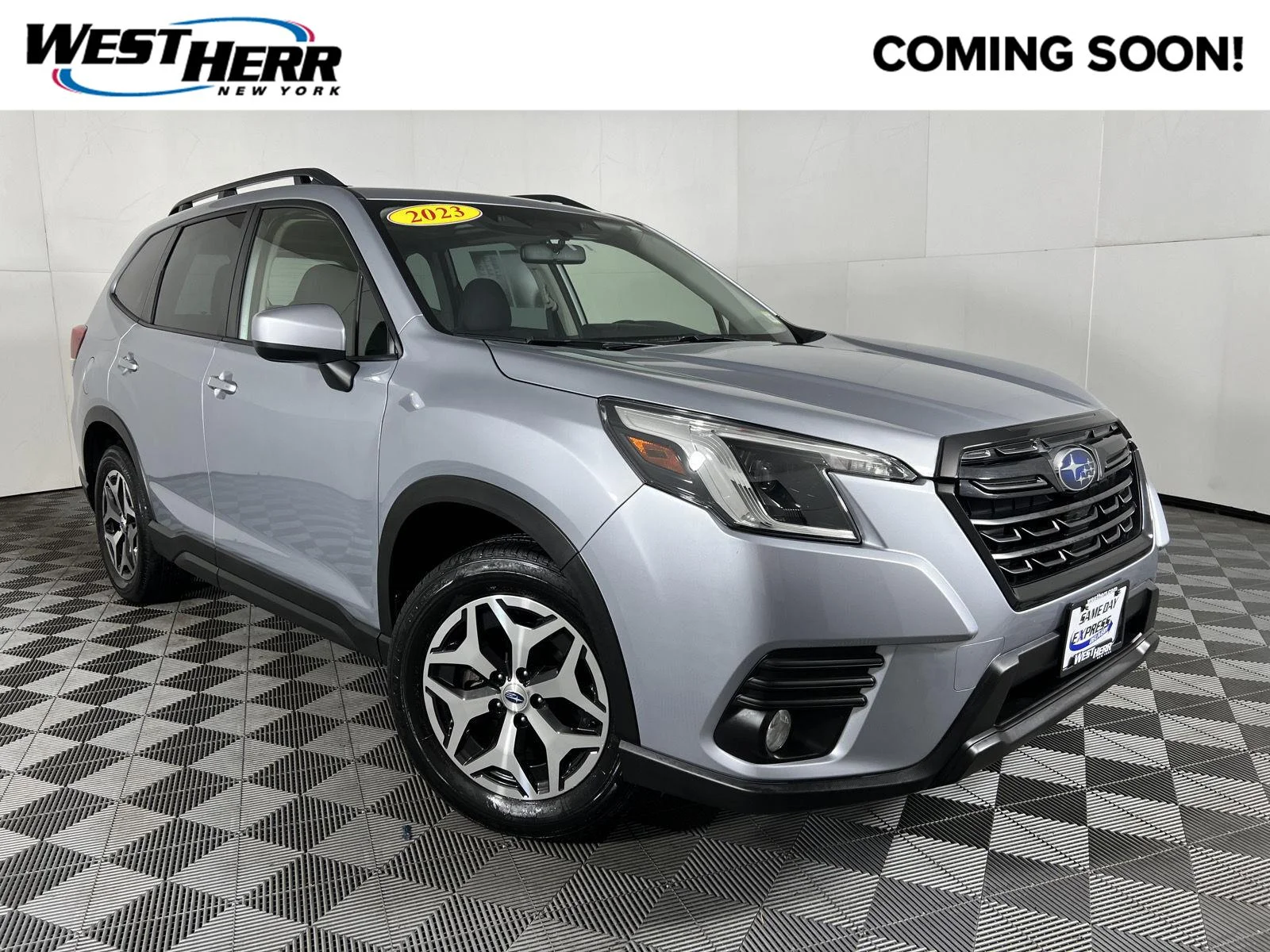 Used 2023 Ice Silver Metallic Subaru Premium image 1