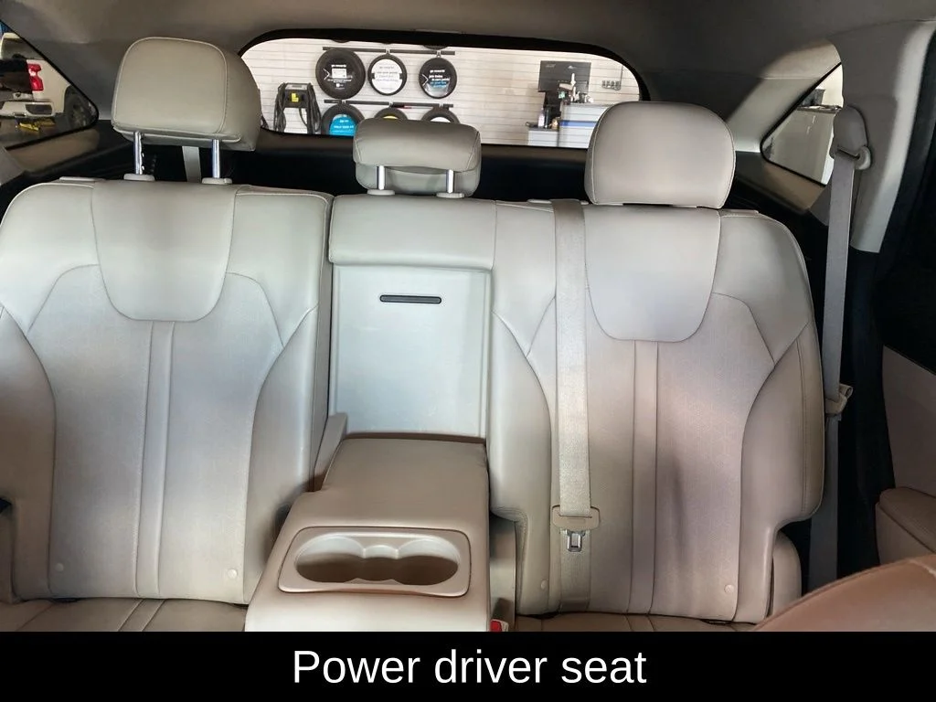 Used 2022 Gray Kia S image 13