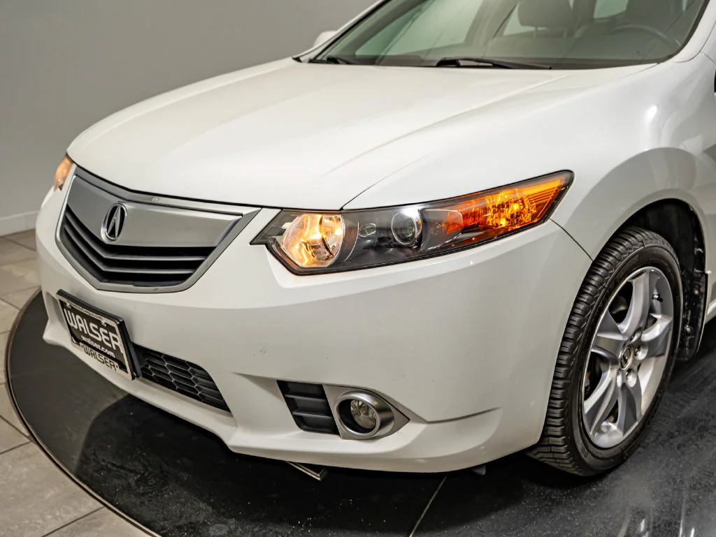 Used 2012 Bellanova White Pearl Acura 5dr Sport Wgn I4 Auto Tech Pkg image 4
