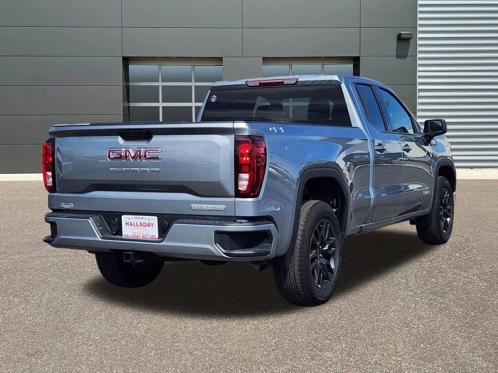 New 2026 Sterling Metallic GMC Elevation image 3