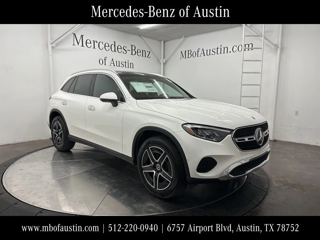 Used 2026 White Mercedes-Benz GLC 300 image 1