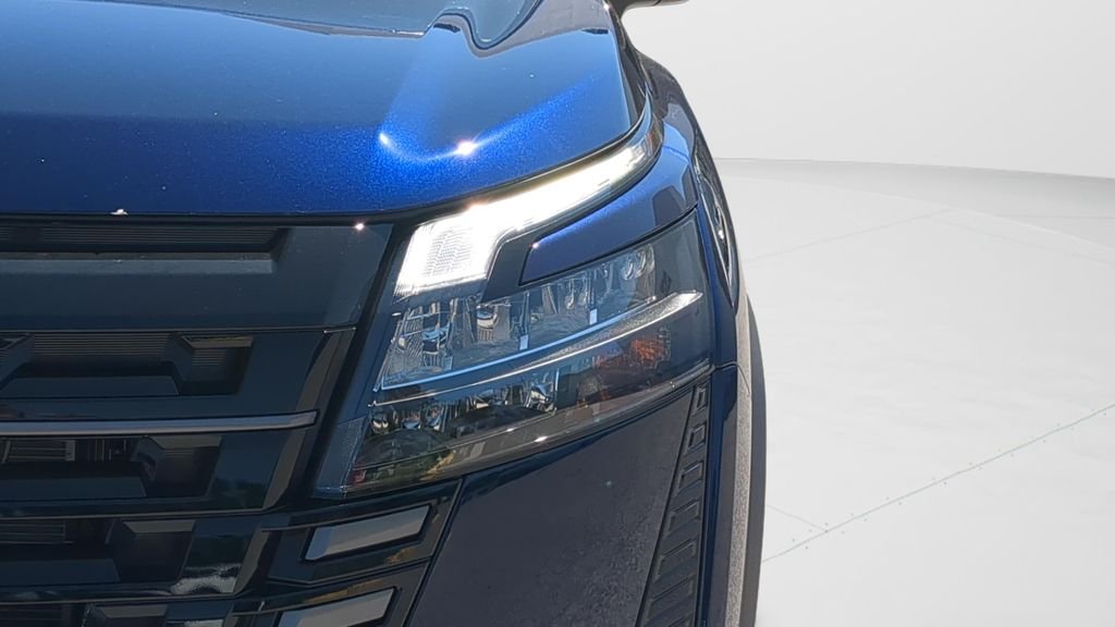 New 2026 Deep Ocean Blue Pearl Nissan SL image 24