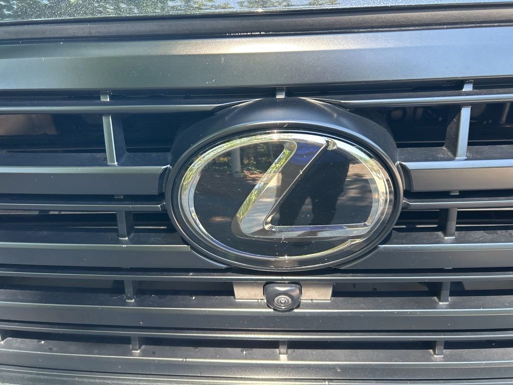 Used 2025 Black Lexus 550 Luxury image 10