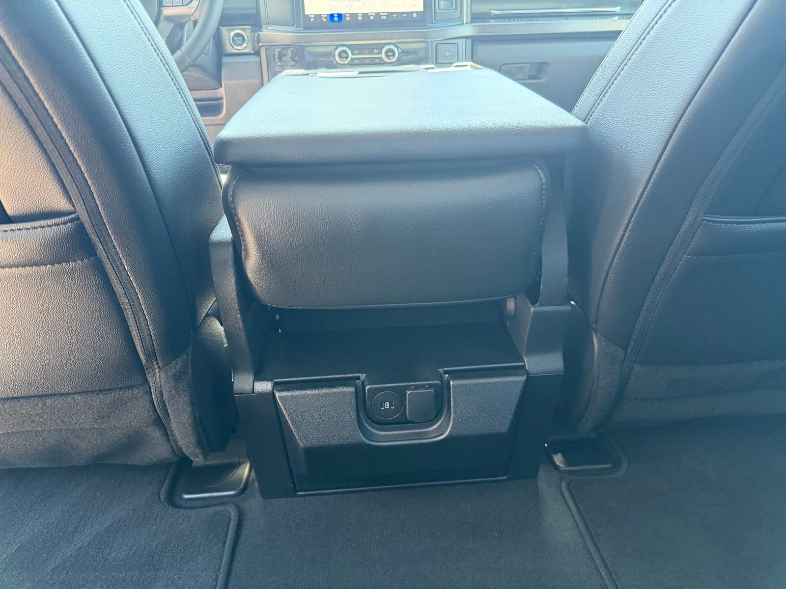 New 2026 Argon Blue Metallic Ford F-350® Lariat® image 28