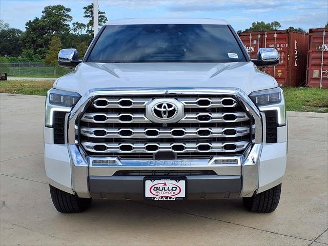 Certified Used 2025 WIND CHILL PEARL Toyota  image 4