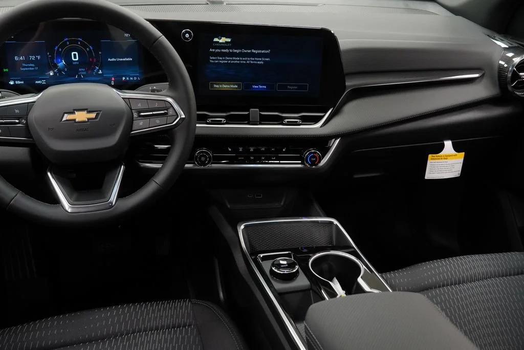 2027 Chevrolet Equinox LT - Photo 14