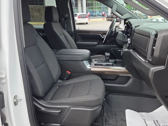 Used 2023 White Chevrolet RST image 15