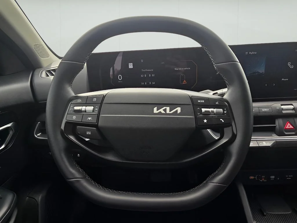Used 2025 Aurora Black Pearl Kia EX image 16