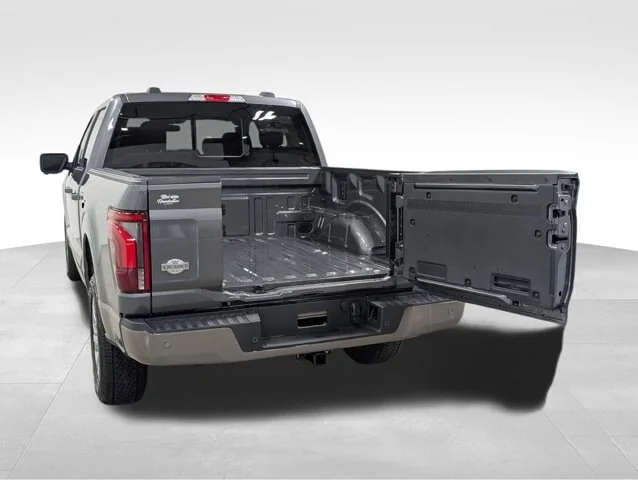 New 2026 Carbonized Gray Metallic Ford King Ranch® image 60