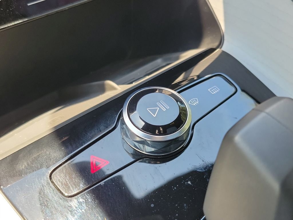 Used 2023  Polestar Long Range Dual Motor image 27