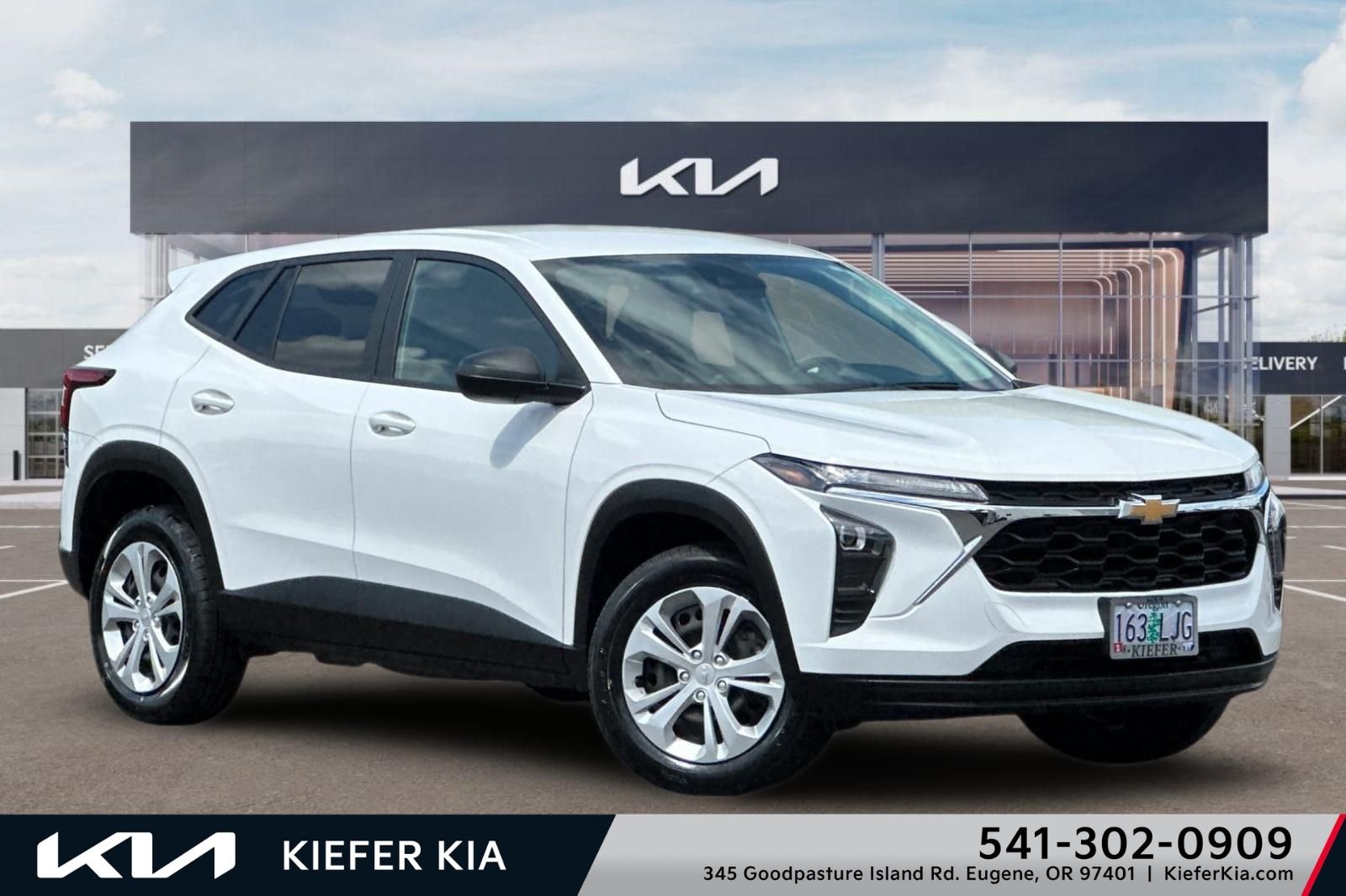 2024 Chevrolet Trax LS's photo