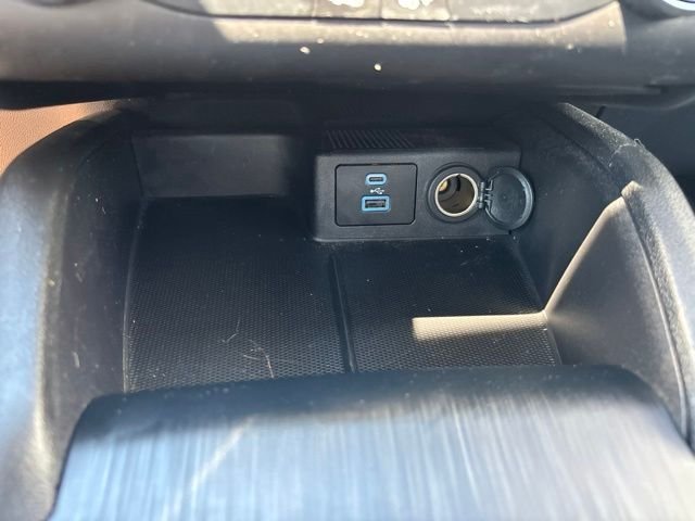 Used 2023 White Ford Active image 27
