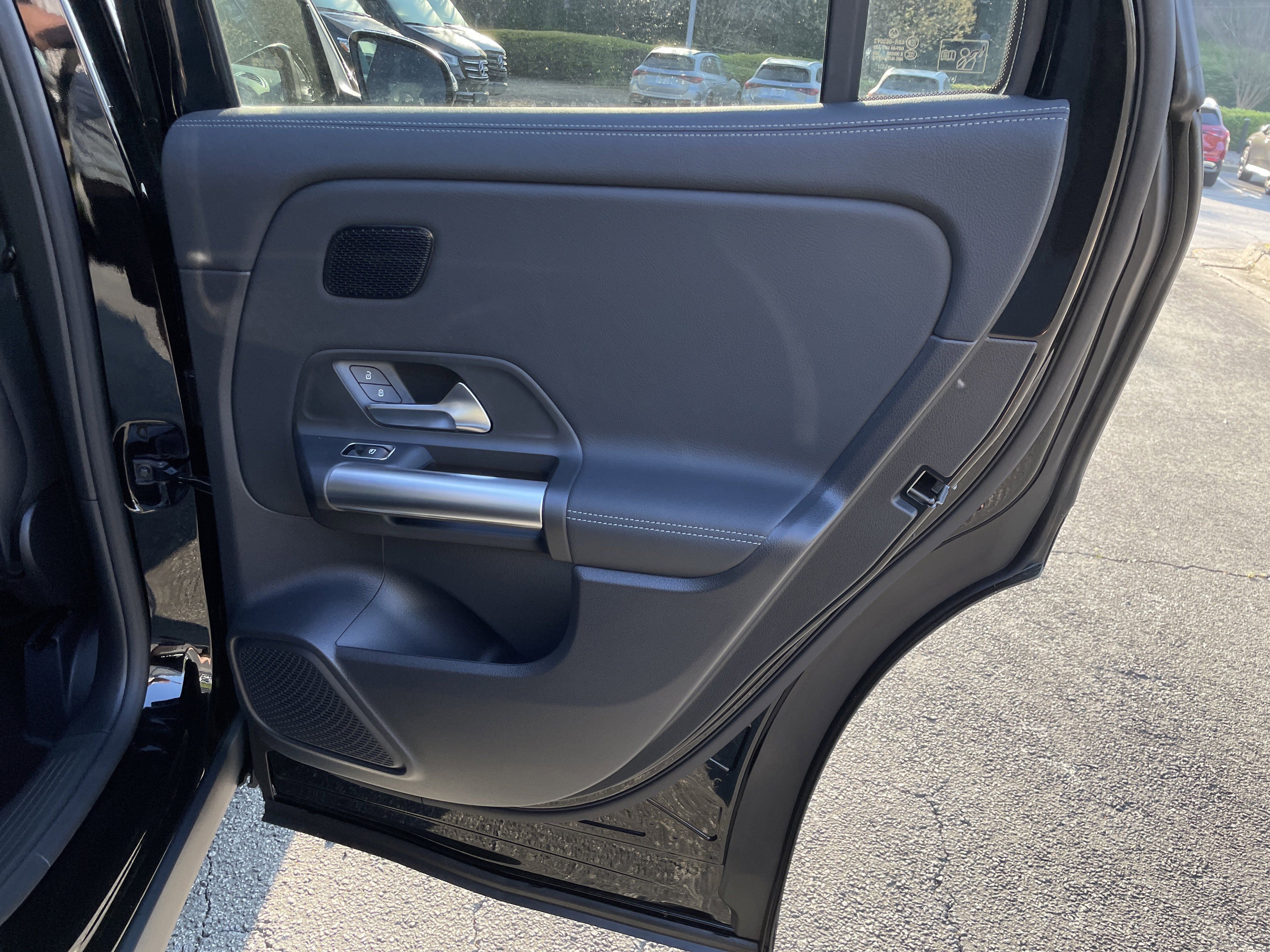 New 2026 Night Black Mercedes-Benz GLA 250 SUV image 38