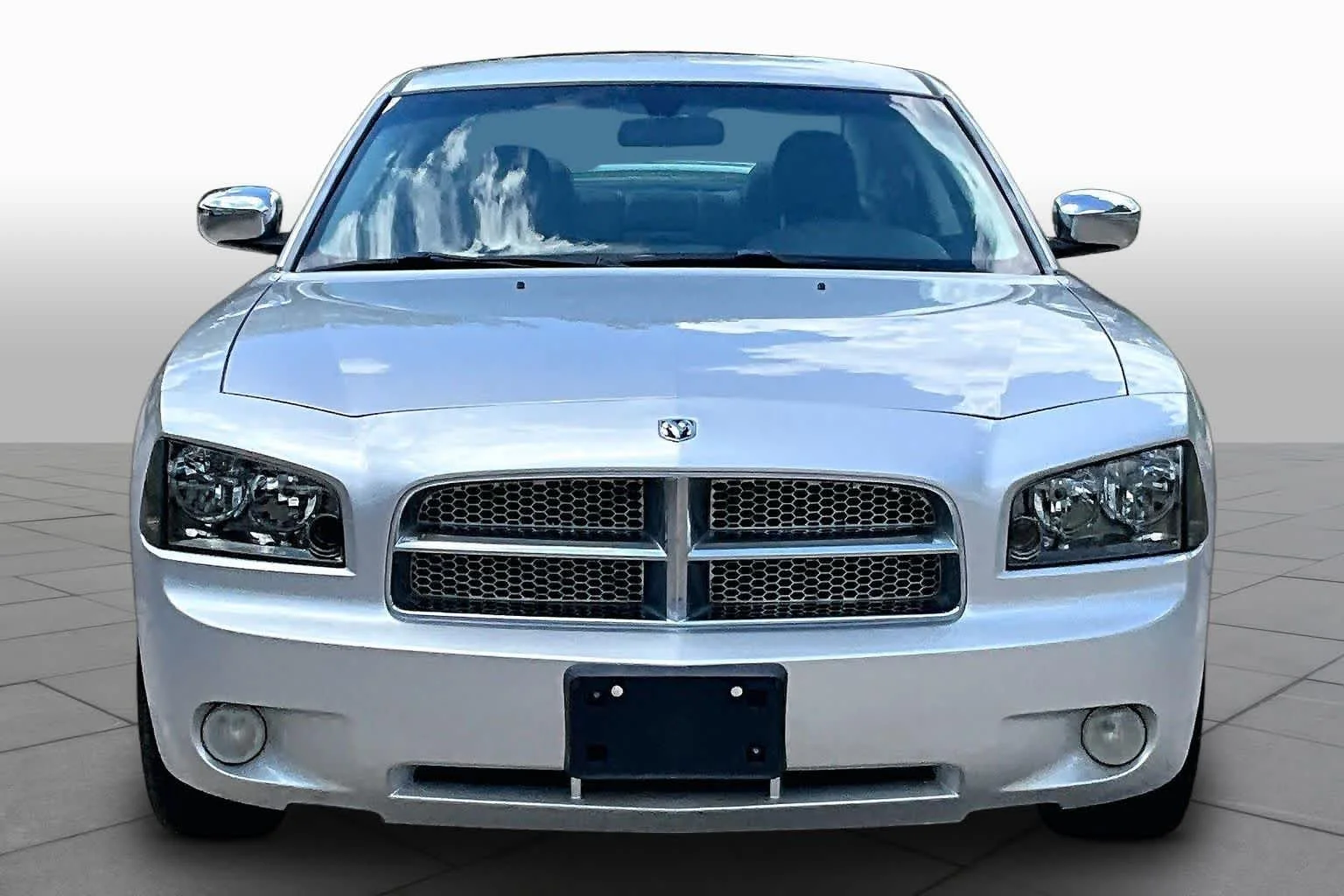 Used 2008 Bright Silver Metallic Dodge SXT image 3