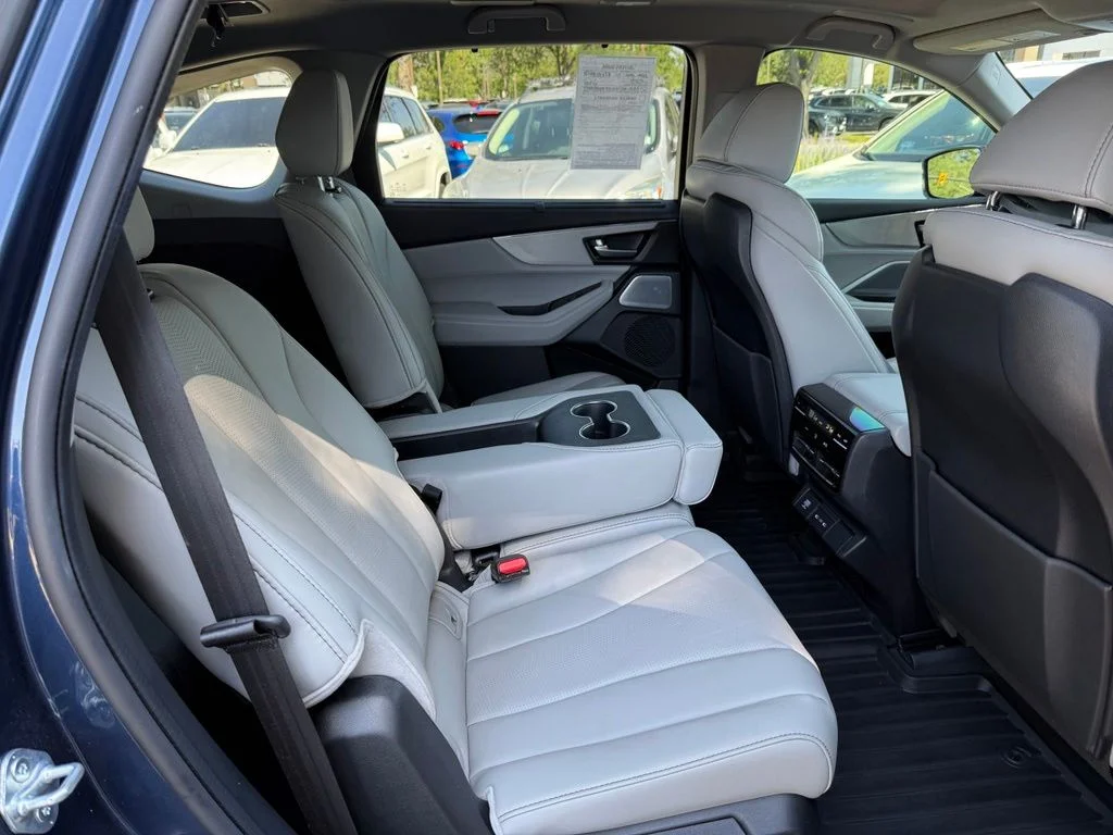 Used 2025 Canyon River Blue Metallic Acura Technology Package image 17