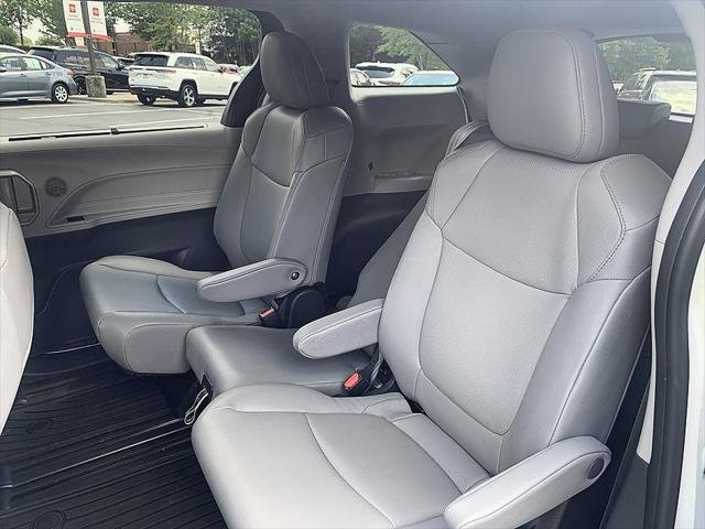 Certified Used 2023 WIND CHILL PEARL* Toyota  image 11