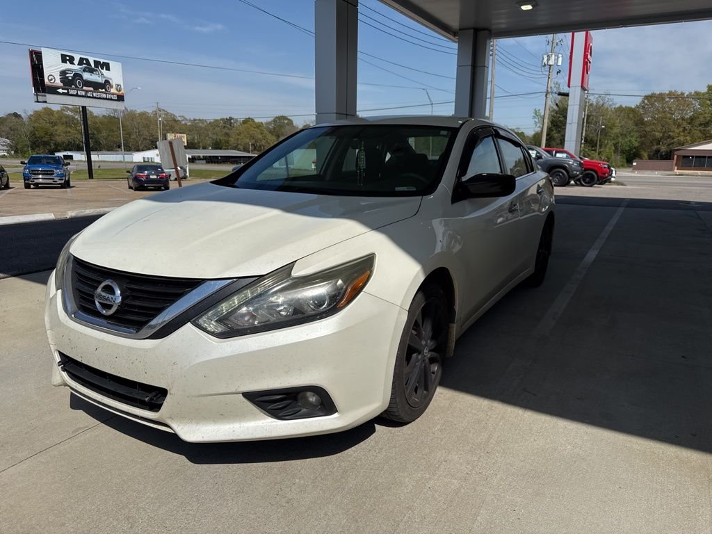 2017 Nissan Altima SR
