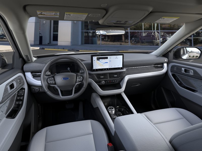 New 2026 Space White Metallic Ford Platinum image 9