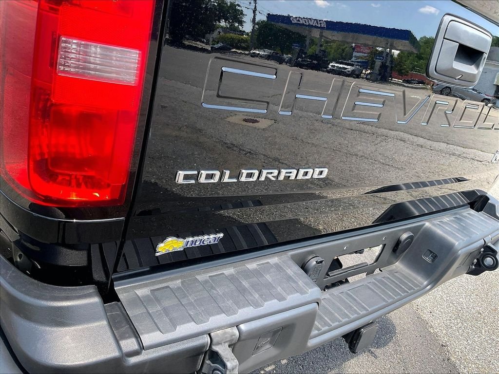 Used 2021 Black Chevrolet ZR2 image 29