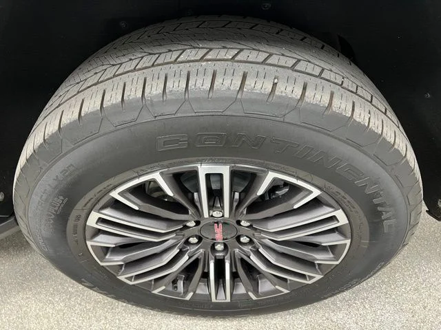 Used 2025 Gray GMC Elevation image 16