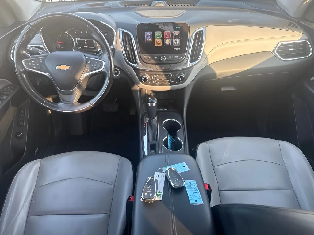 Used 2018 MOSAIC BLACK METALLIC Chevrolet Premier image 10