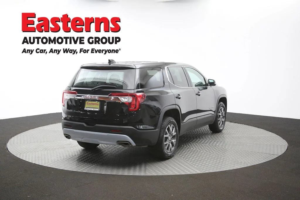 Used 2022 Black GMC SLE image 40