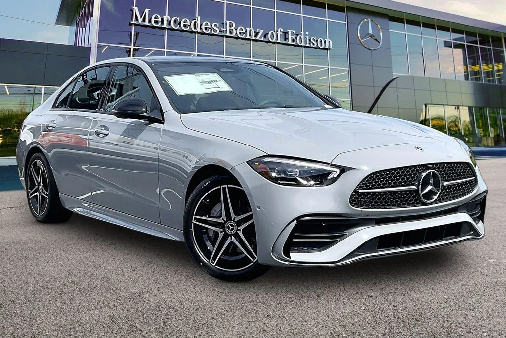 New 2026  Mercedes-Benz C 300 image 1